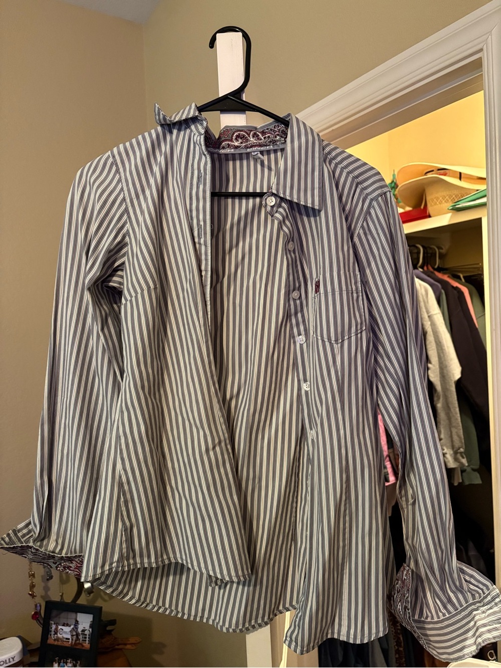 Cinch Women's Striped Button-Down Shirt - Blue & White
